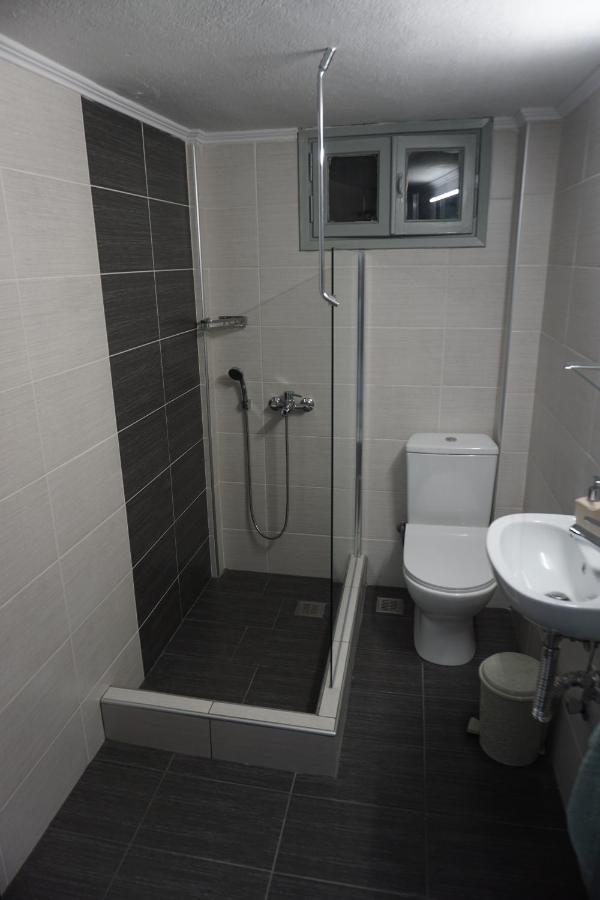 Park View Apartment In Paralia Dionisiou Eksteriør billede